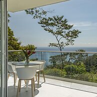 Adeluna Luxury Ocean View Villas