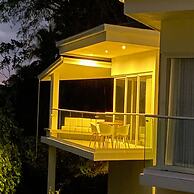 Adeluna Luxury Ocean View Villas