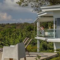 Adeluna Luxury Ocean View Villas