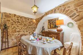 Villa Olmo With Private Pool