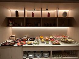 Arcelon Hotel