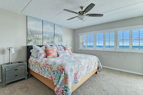 445 Amelia By The Sea 3 Bedroom Condo by RedAwning