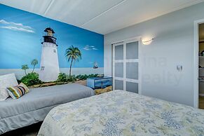 445 Amelia By The Sea 3 Bedroom Condo by RedAwning