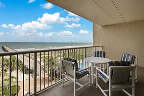 445 Amelia By The Sea 3 Bedroom Condo by RedAwning