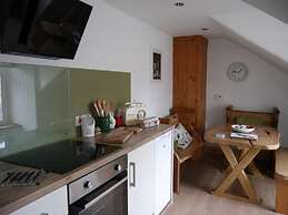 Beautiful 2-bed Apartment in Inverkip Great Garden