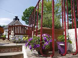 Beautiful 2-bed Apartment in Inverkip Great Garden