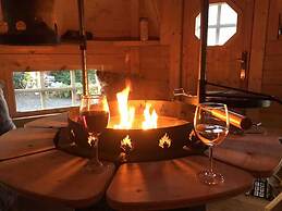 Beautiful 2-bed Apartment in Inverkip Great Garden