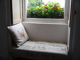 Beautiful 2-bed Apartment in Inverkip Great Garden