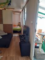 Cozy Small House on the Beach for pet Lovers