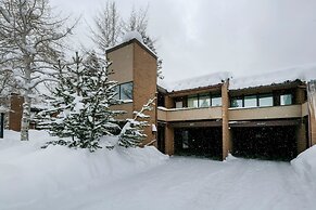 Park Avenue Condos by Park City Vacations