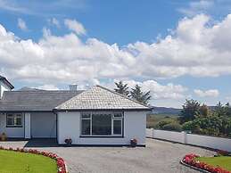 Mountain View Holiday Home