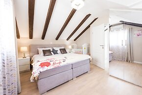 Luxury House Anita in old Town Cavtat-beachfront