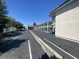 Chester Inn Motel - Near Adventure City