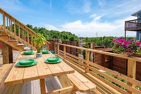 Butler Beach Bungalow