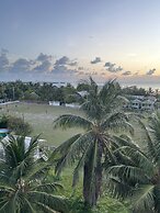 Caye Caulker Beach Hotel
