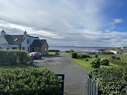 Immaculate 5 Bedroom House Outside Stornoway