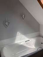 Immaculate 5 Bedroom House Outside Stornoway