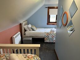 Immaculate 5 Bedroom House Outside Stornoway