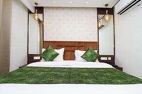 Hotel Leo Saffron