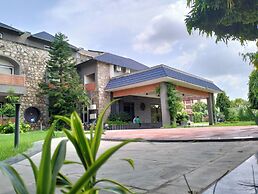 Nature Retreat Resorts
