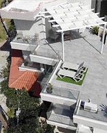 sea view apts & suites by pachiplex