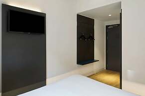 Four Points Flex by Sheraton Madrid Atocha
