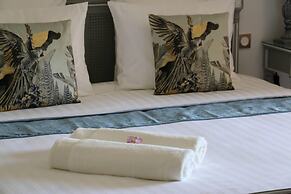 Loup Castel Boutique Hotel B&B