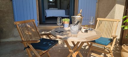 Loup Castel Boutique Hotel B&B