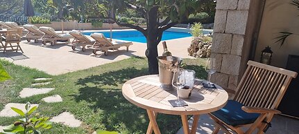 Loup Castel Boutique Hotel B&B