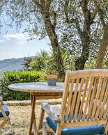 Loup Castel Boutique Hotel B&B