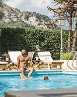 Loup Castel Boutique Hotel B&B