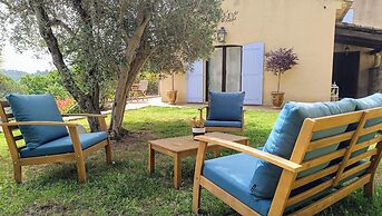 Loup Castel Boutique Hotel B&B