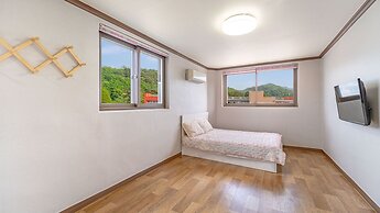 Samcheok Badayeohaengpension