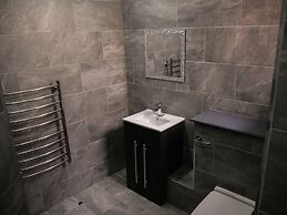 New Oxford House Apartments