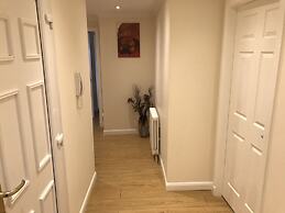 Beautiful 3-bed Apartment in Gourock