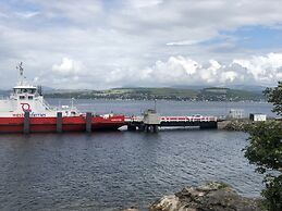 Beautiful 3-bed Apartment in Gourock