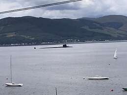 Beautiful 3-bed Apartment in Gourock