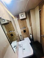 Hotel Monarch International