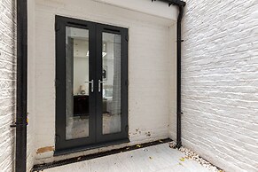 The Hammersmith Collection