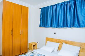 Green Eskapes Suites