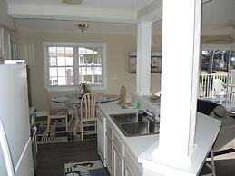 Golf Course Villa 407M in Calabash by RedAwning