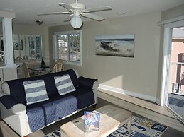 Golf Course Villa 407M in Calabash by RedAwning