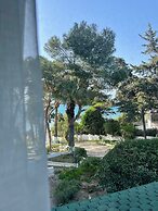 Yaso's By The Sea