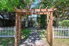 Vilano Cottage Unit A