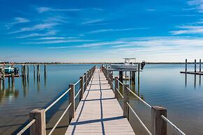 Waterfront Paradise