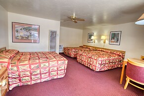 Kiva Motel