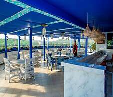 THE GOLDEN PIGEON HOTEL AND SPA