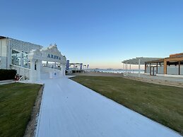 Beautiful 1-bed Apartment