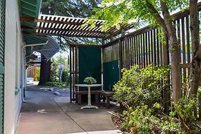 The Bonnie Inn Unit 6