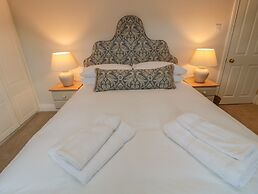 46 Castle Street